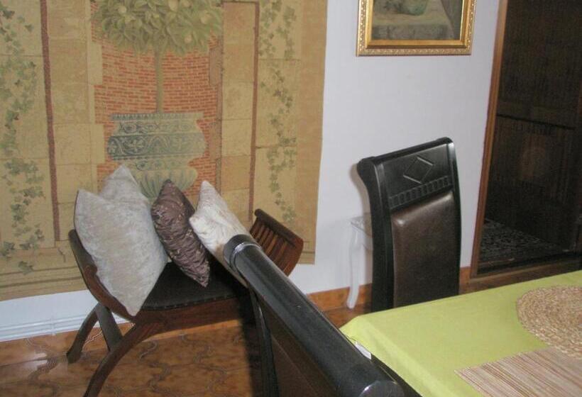 פנסיון Helga Vendégház