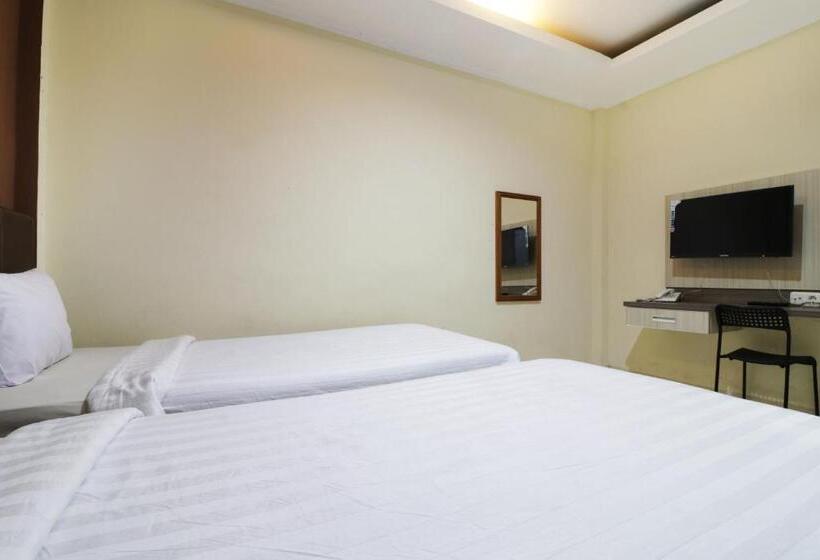 بنسيون Istana Bungur