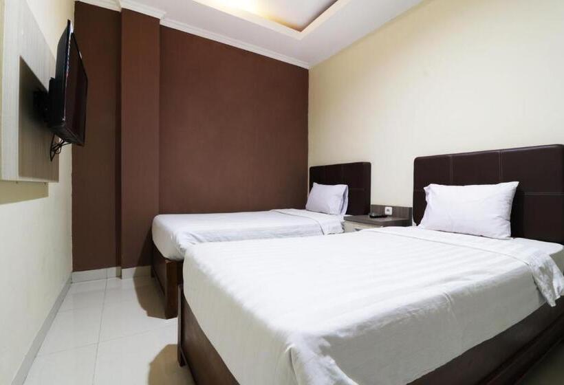 بنسيون Istana Bungur