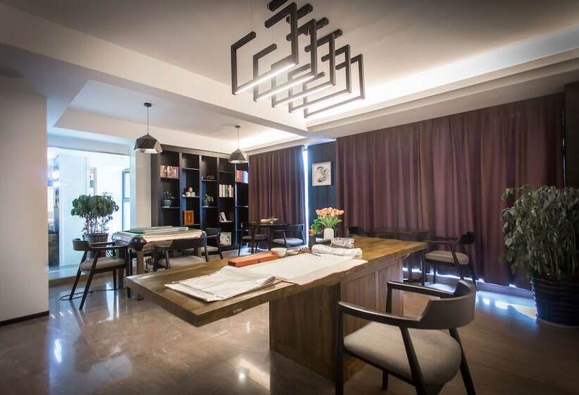 بنسيون Niuguanjia Modern Guest House