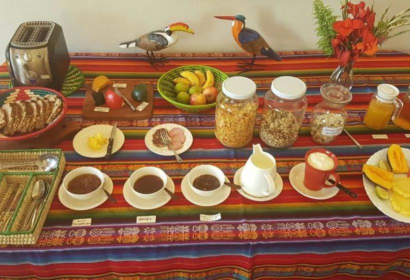 پانسیون Pineapple Guest House Entebbe