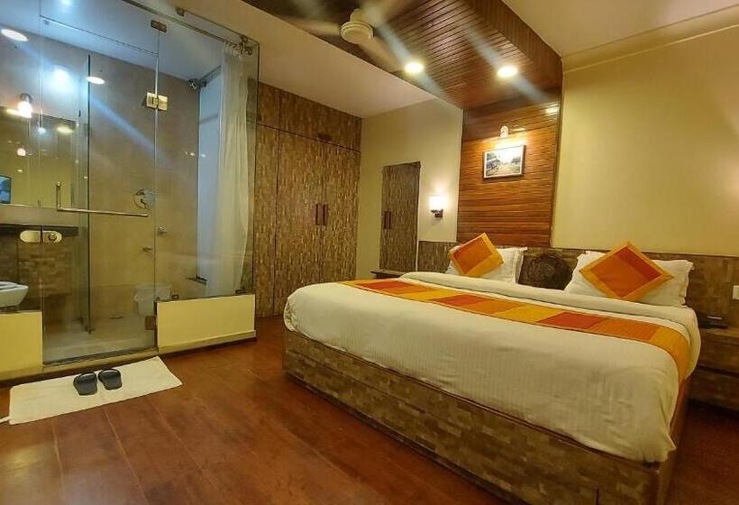 بنسيون Shaleen Elegance Homestay Nakki Lake 400 Meters