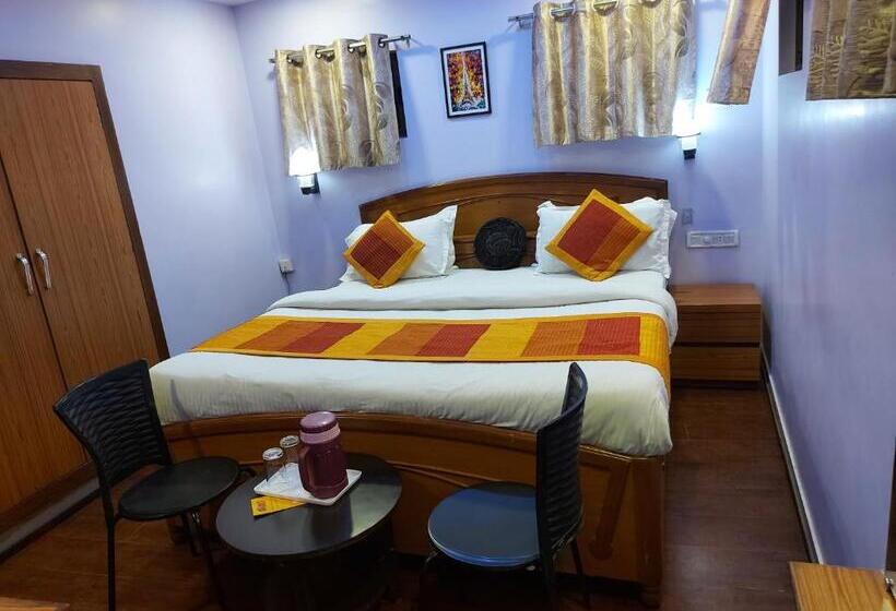 بنسيون Shaleen Elegance Homestay Nakki Lake 400 Meters