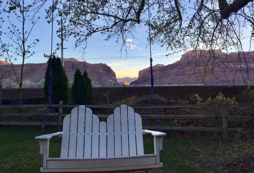 渡假胜地 Moab Springs Ranch
