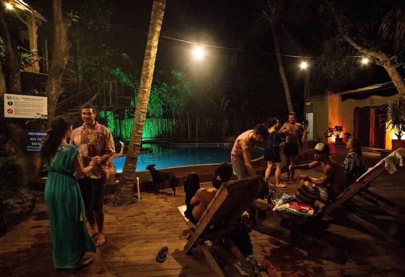 هاستل Kanta Sana