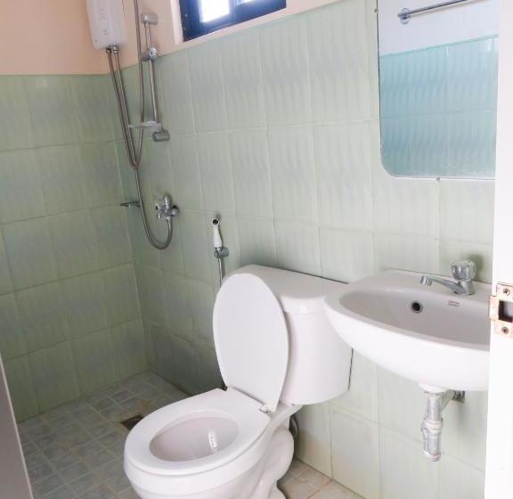 هاستل Nanette's Tourist Inn