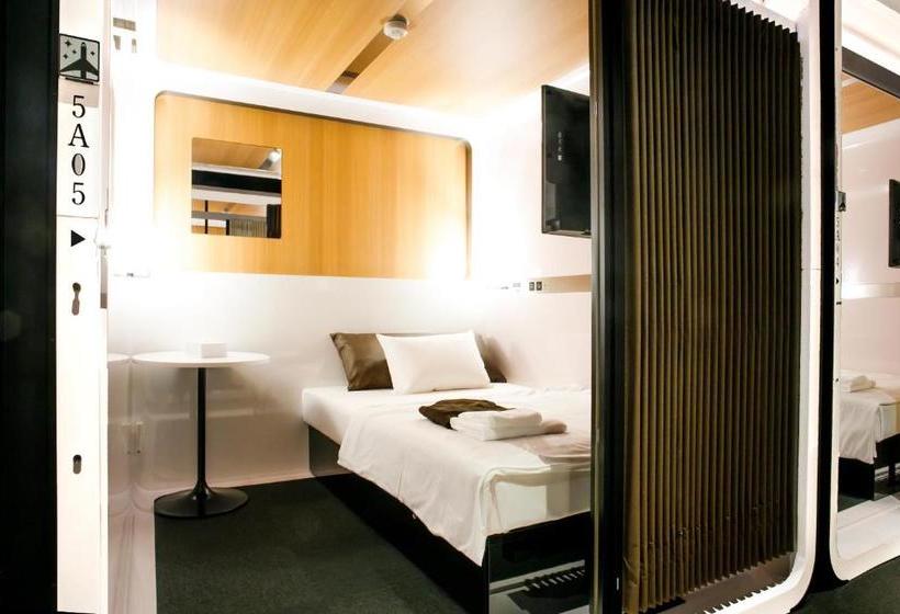Капсульный Oтель First Cabin Tkp Nagoya Station