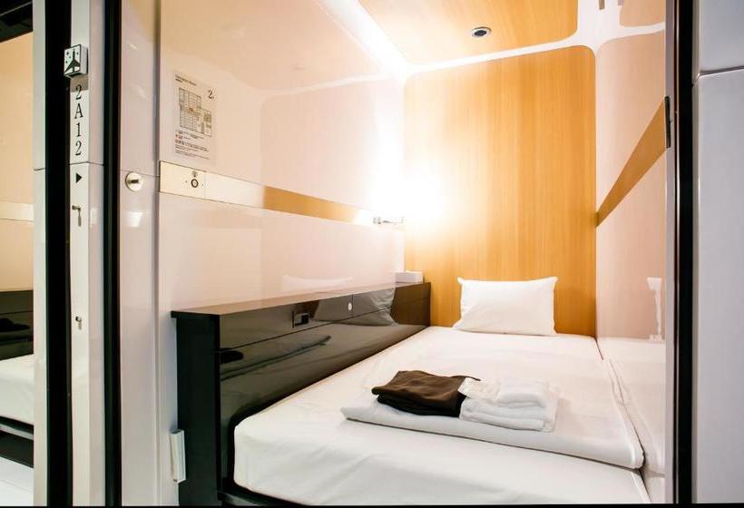 Капсульный Oтель First Cabin Tkp Nagoya Station