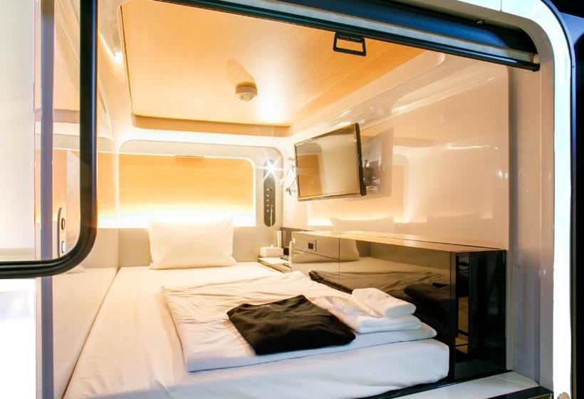 Капсульный Oтель First Cabin Tkp Nagoya Station