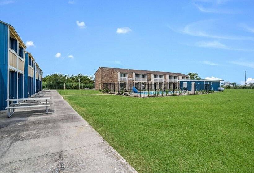 汽车旅馆 Rodeway Inn At Somers Cove Marina