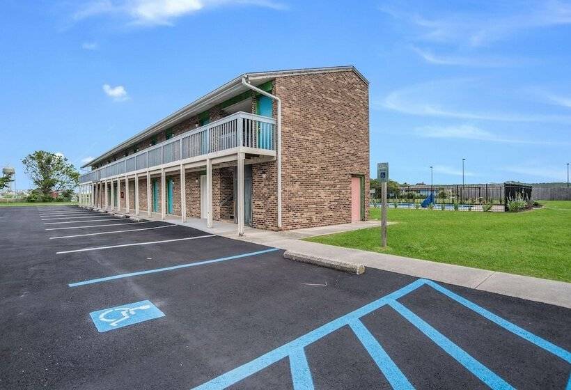 汽车旅馆 Rodeway Inn At Somers Cove Marina