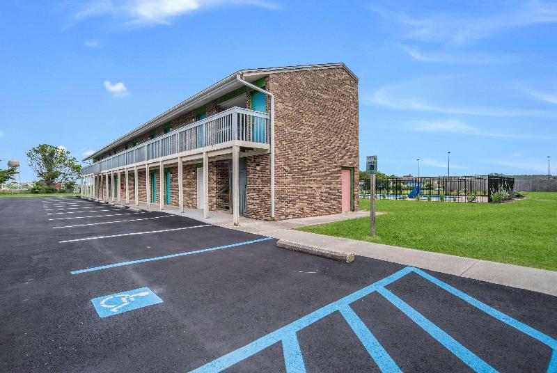 汽车旅馆 Rodeway Inn At Somers Cove Marina