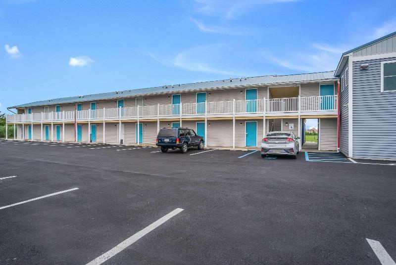 汽车旅馆 Rodeway Inn At Somers Cove Marina