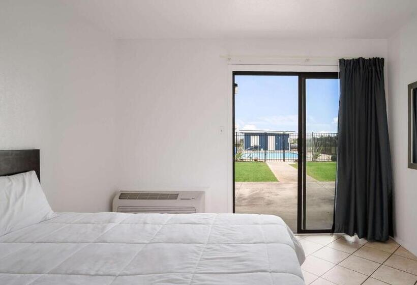 汽车旅馆 Rodeway Inn At Somers Cove Marina