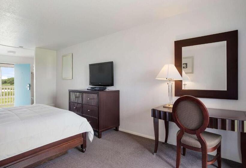 汽车旅馆 Rodeway Inn At Somers Cove Marina