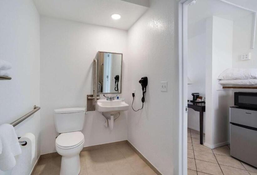 汽车旅馆 Rodeway Inn At Somers Cove Marina