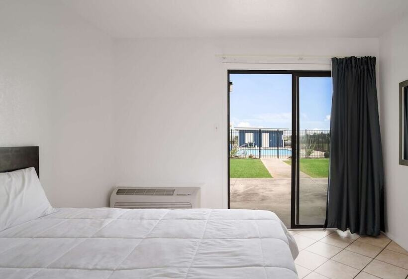 汽车旅馆 Rodeway Inn At Somers Cove Marina