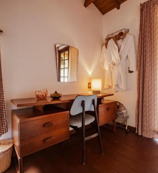 פנסיון Bus Stop Paraty