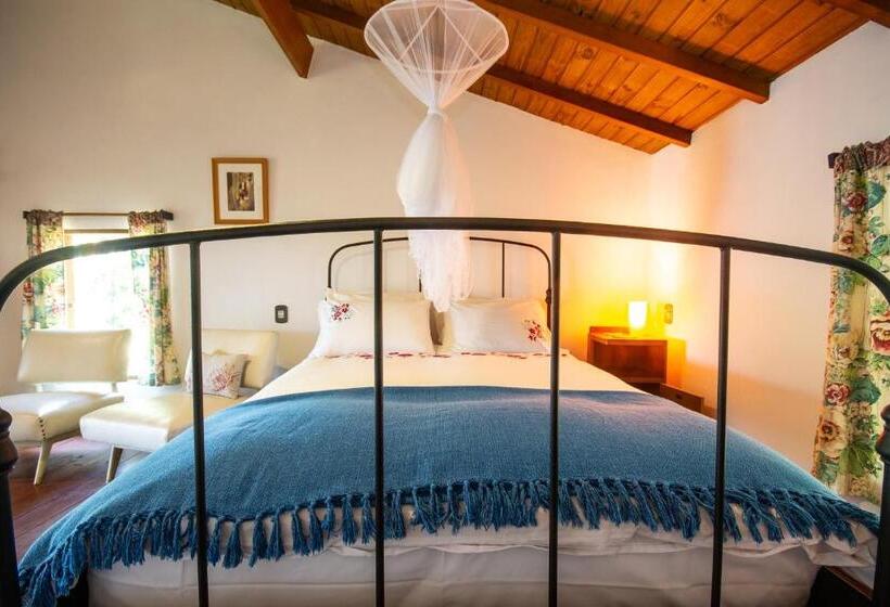 פנסיון Bus Stop Paraty