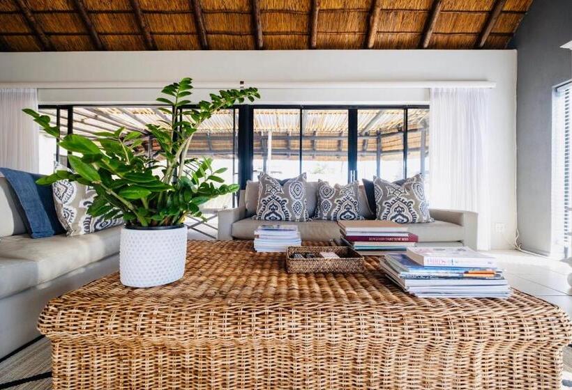 פנסיון Canal Guest House