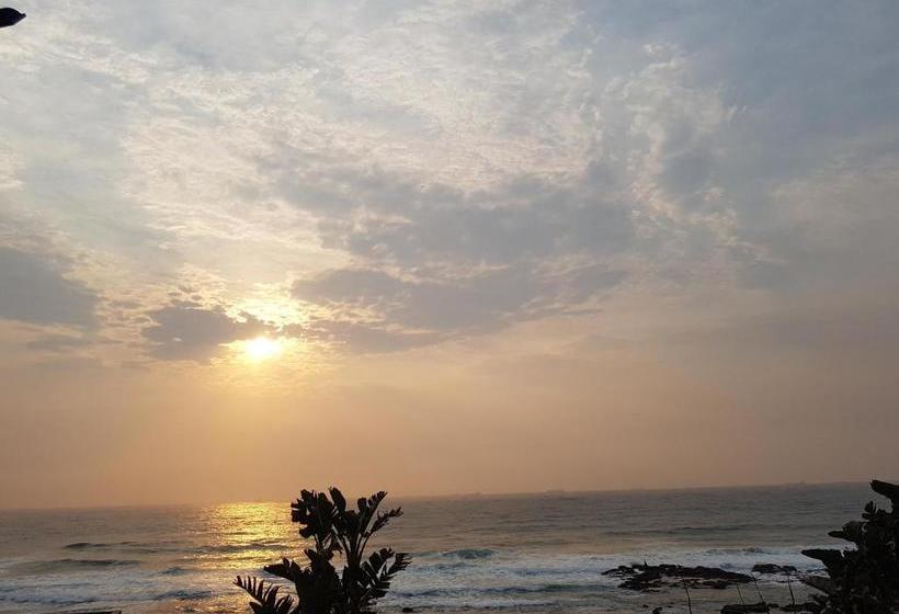 פנסיון Dolphin Coast Guesthouse