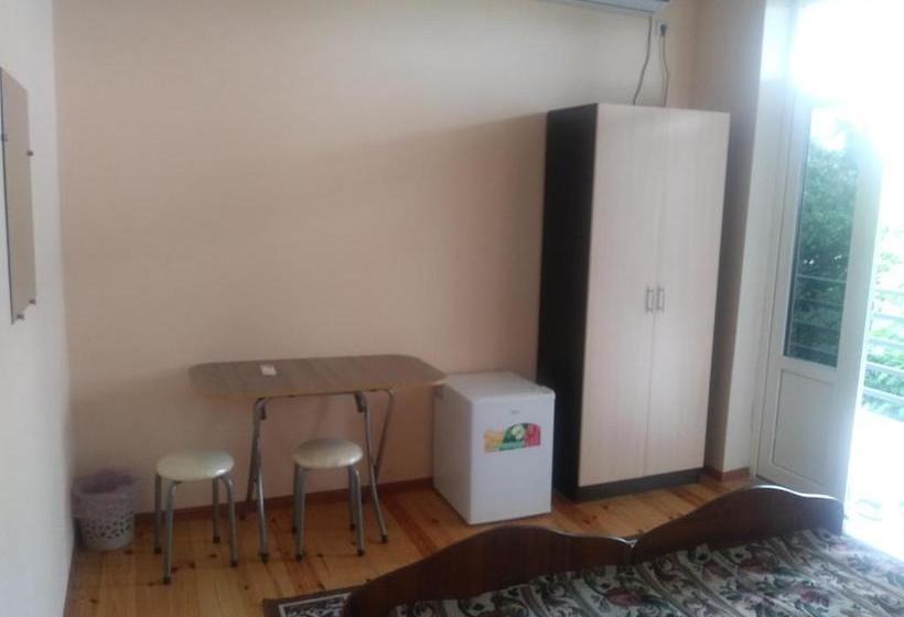 پانسیون гостевой дом Akropol