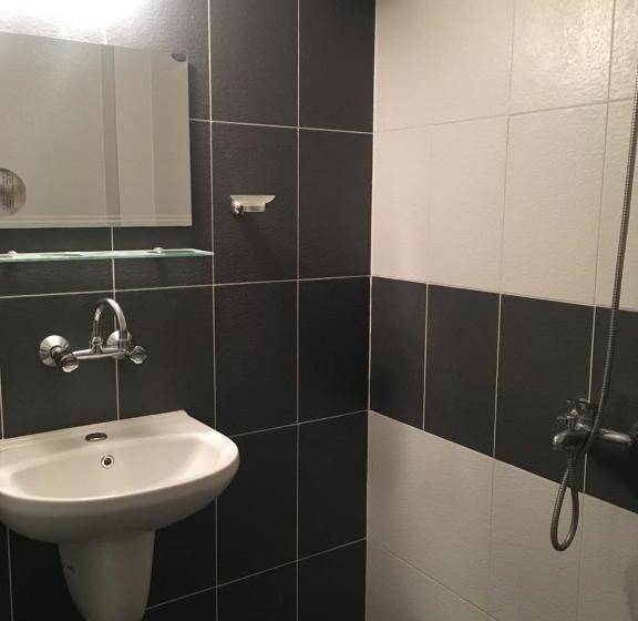 פנסיון Guest House Milevi