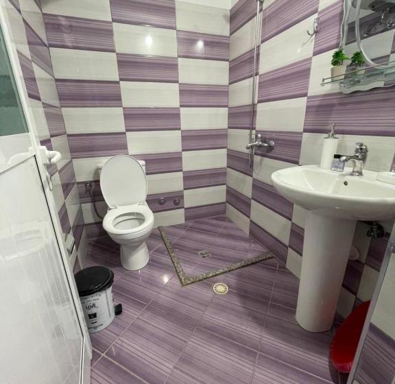 膳宿费 Guesthouse Dollomaja Ksamil