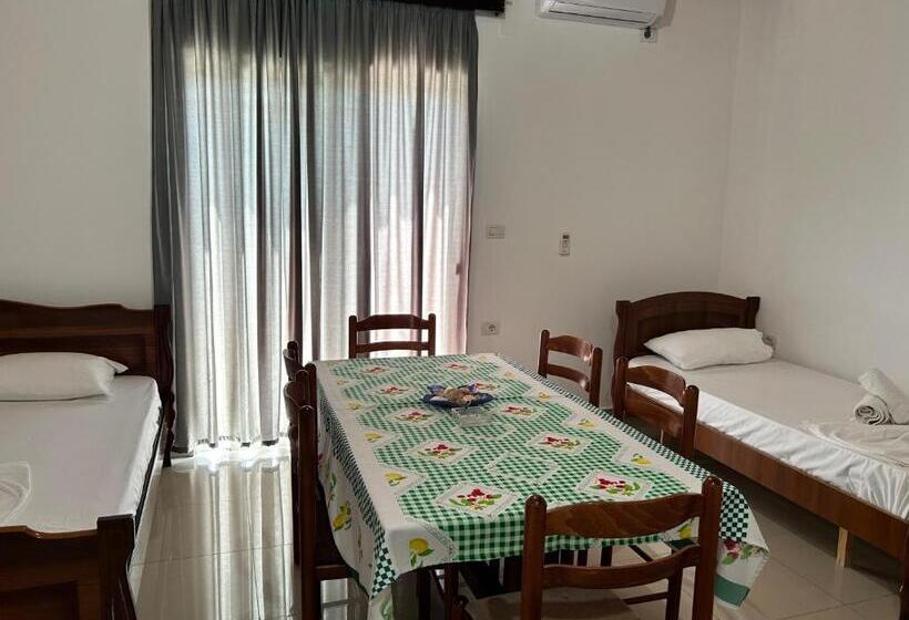 膳宿费 Guesthouse Dollomaja Ksamil