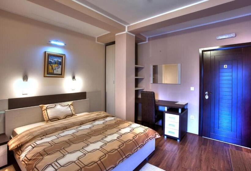 پانسیون Guesthouse Vitez