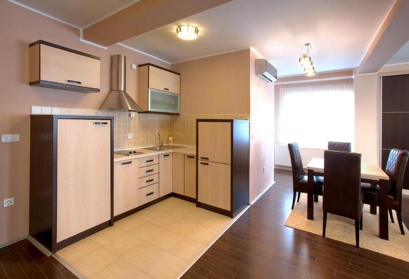 پانسیون Guesthouse Vitez