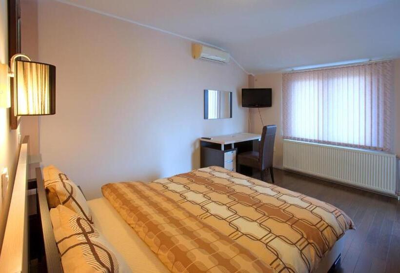 پانسیون Guesthouse Vitez
