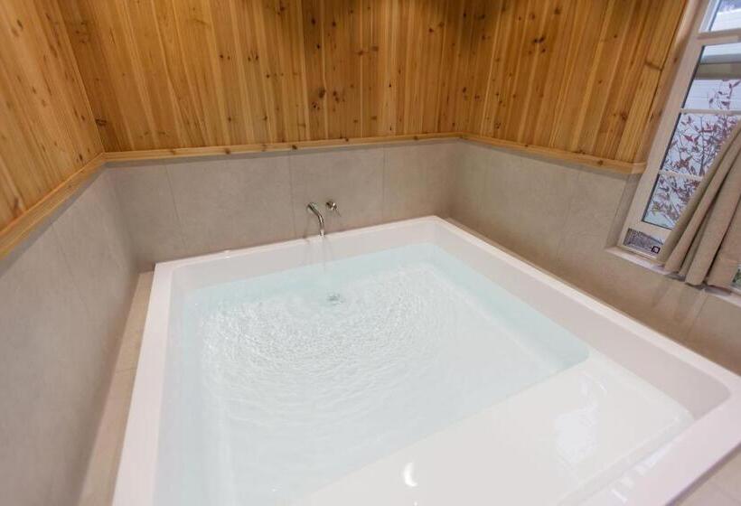 بنسيون Jeonju Hanok Little Prince