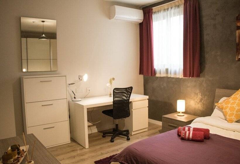 پانسیون Luxury Msida Circle Suites