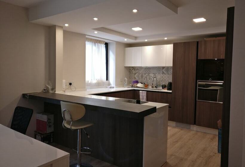 پانسیون Luxury Msida Circle Suites