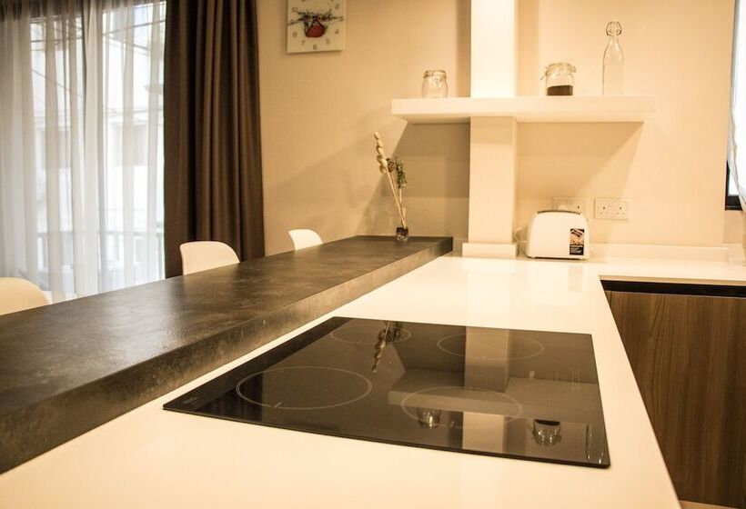 پانسیون Luxury Msida Circle Suites