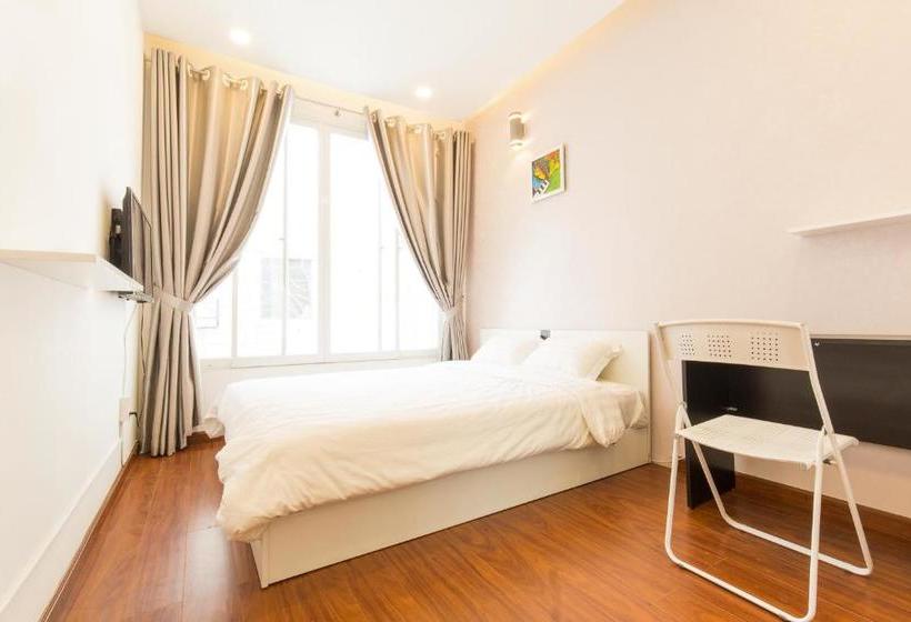 پانسیون Moka S House