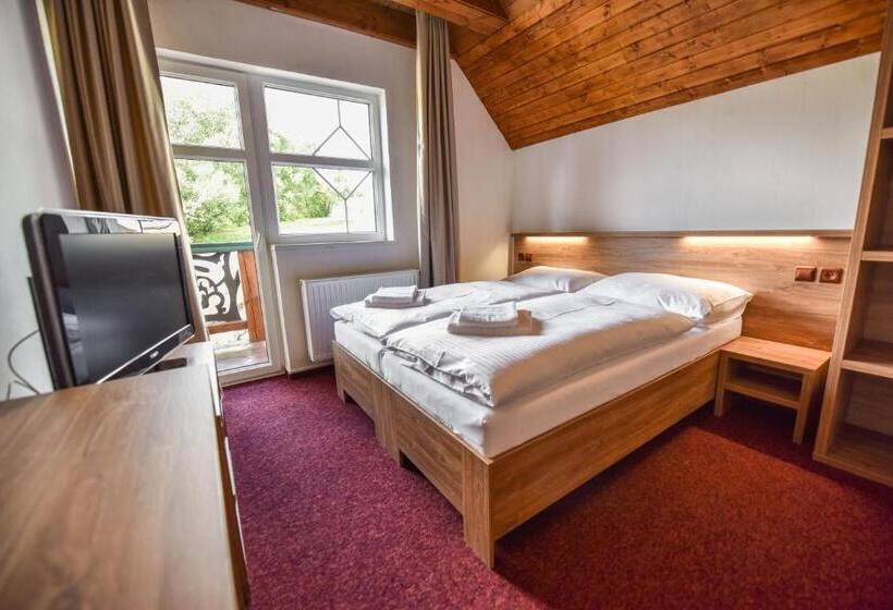 بنسيون Penzión Lomnicky