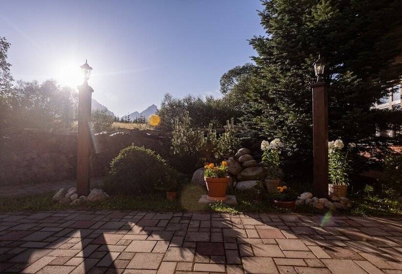 بنسيون Penzión Lomnicky