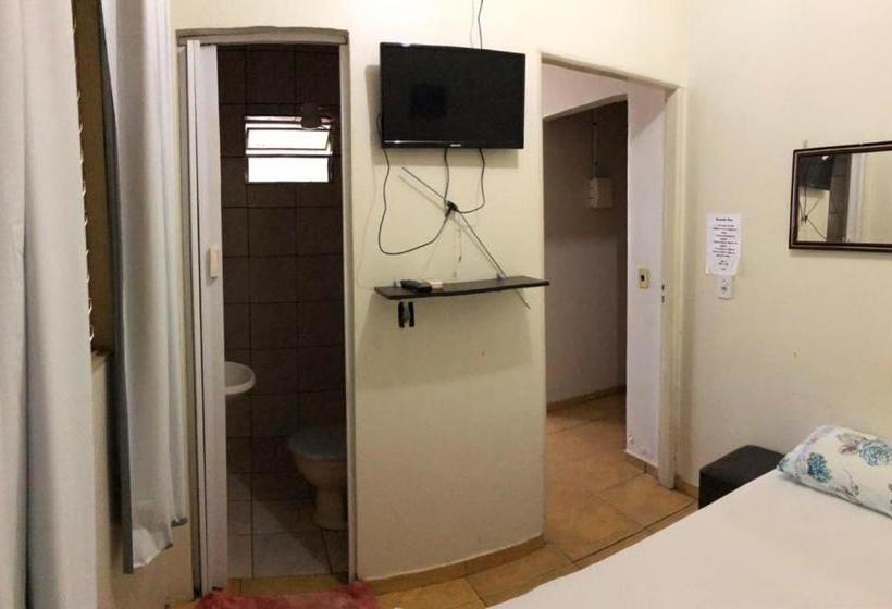 פנסיון Pousada Silva