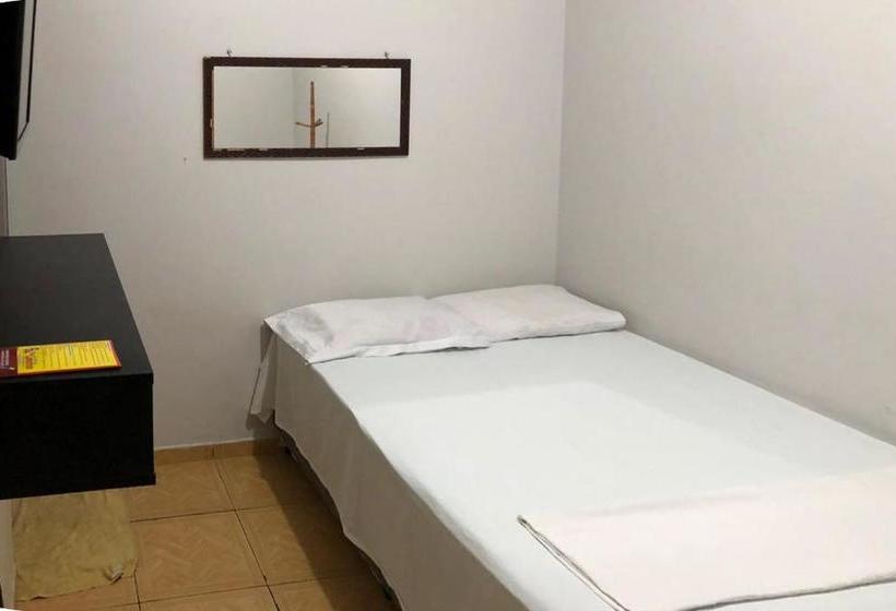 פנסיון Pousada Silva