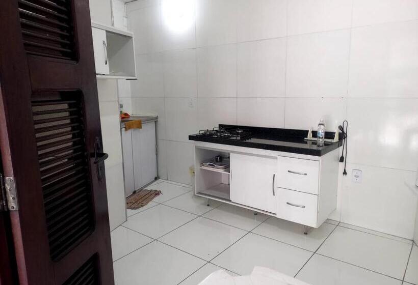 膳宿费 Suítes Centro Praia