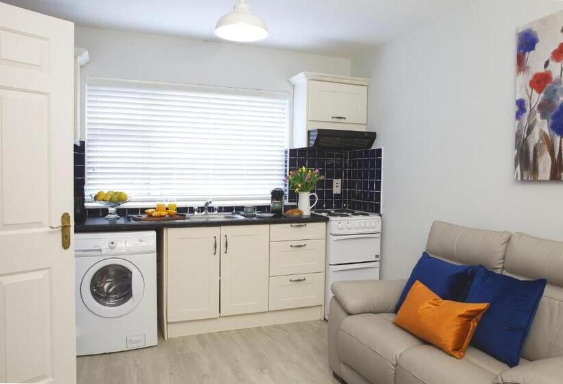 بنسيون Westport Heights