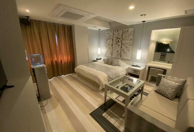 ルトゥール姫路 Retur Himeji 男塾ホテルグループ