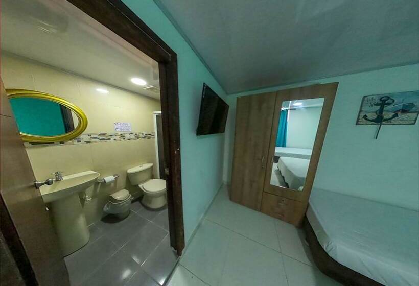 ユースホステル Apartamentos Isla Tropical