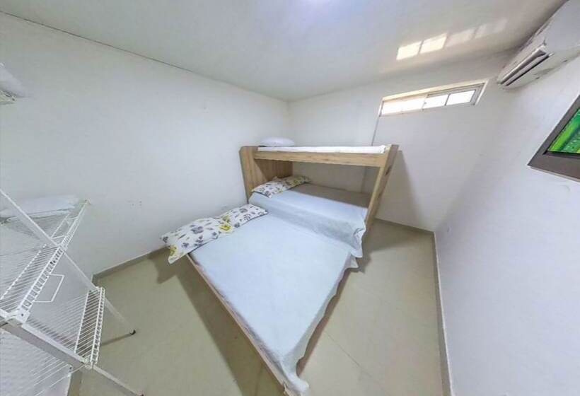 هاستل Apartamentos Isla Tropical