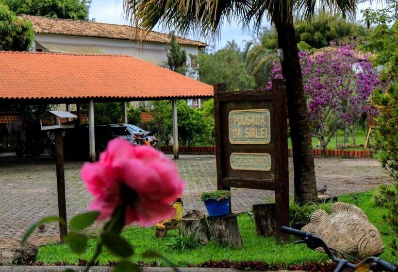 Общежитие Pousada Da Sirlei