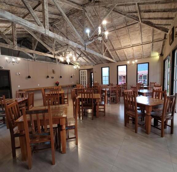 Общежитие Pousada Da Sirlei