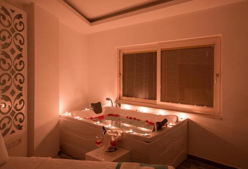 Hediye Hanım Suıt&apart