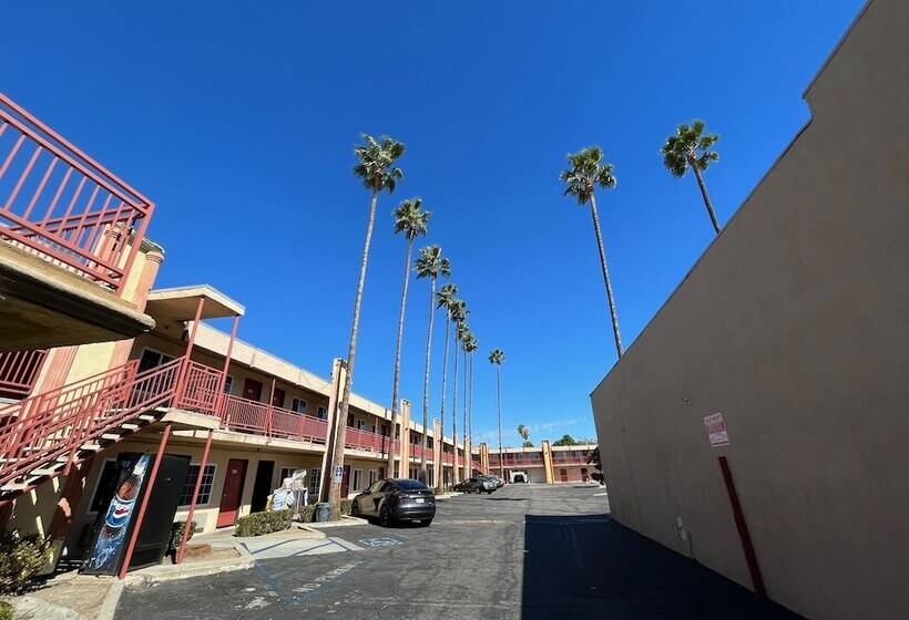 모텔 Palm Tree Inn